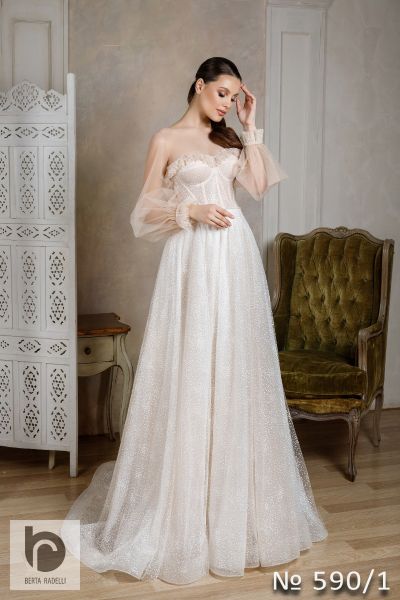Berta Radelli Collection M03