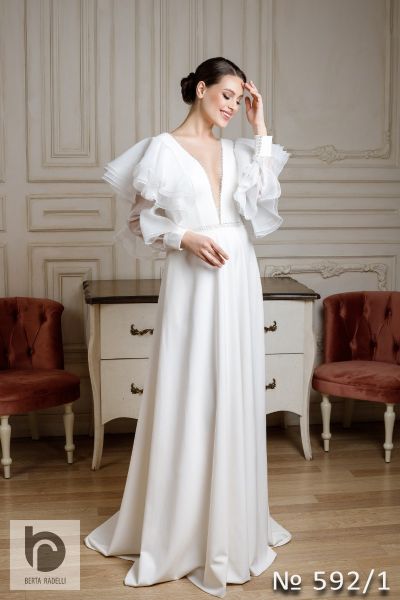 Berta Radelli Collection M05
