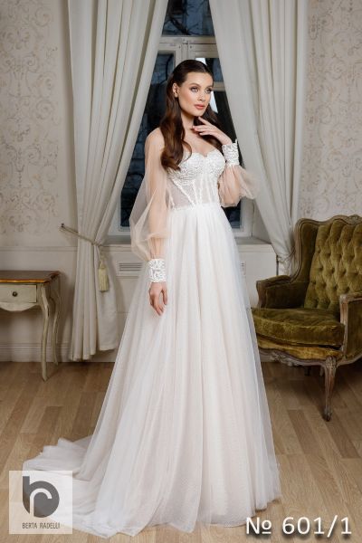 Berta Radelli Collection M15