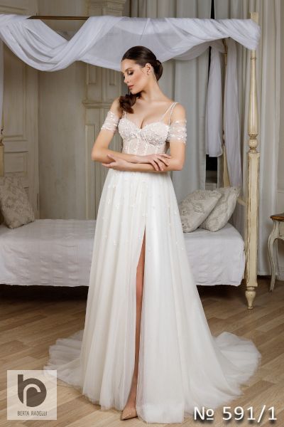 Berta Radelli Collection M04